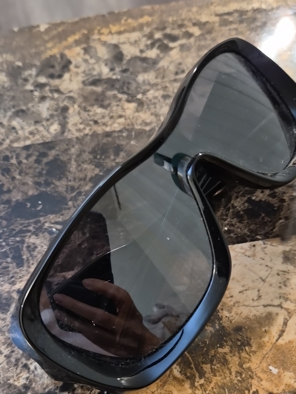 Oakley Sunglasses Price Dropped &firm - Picture 3 of 6